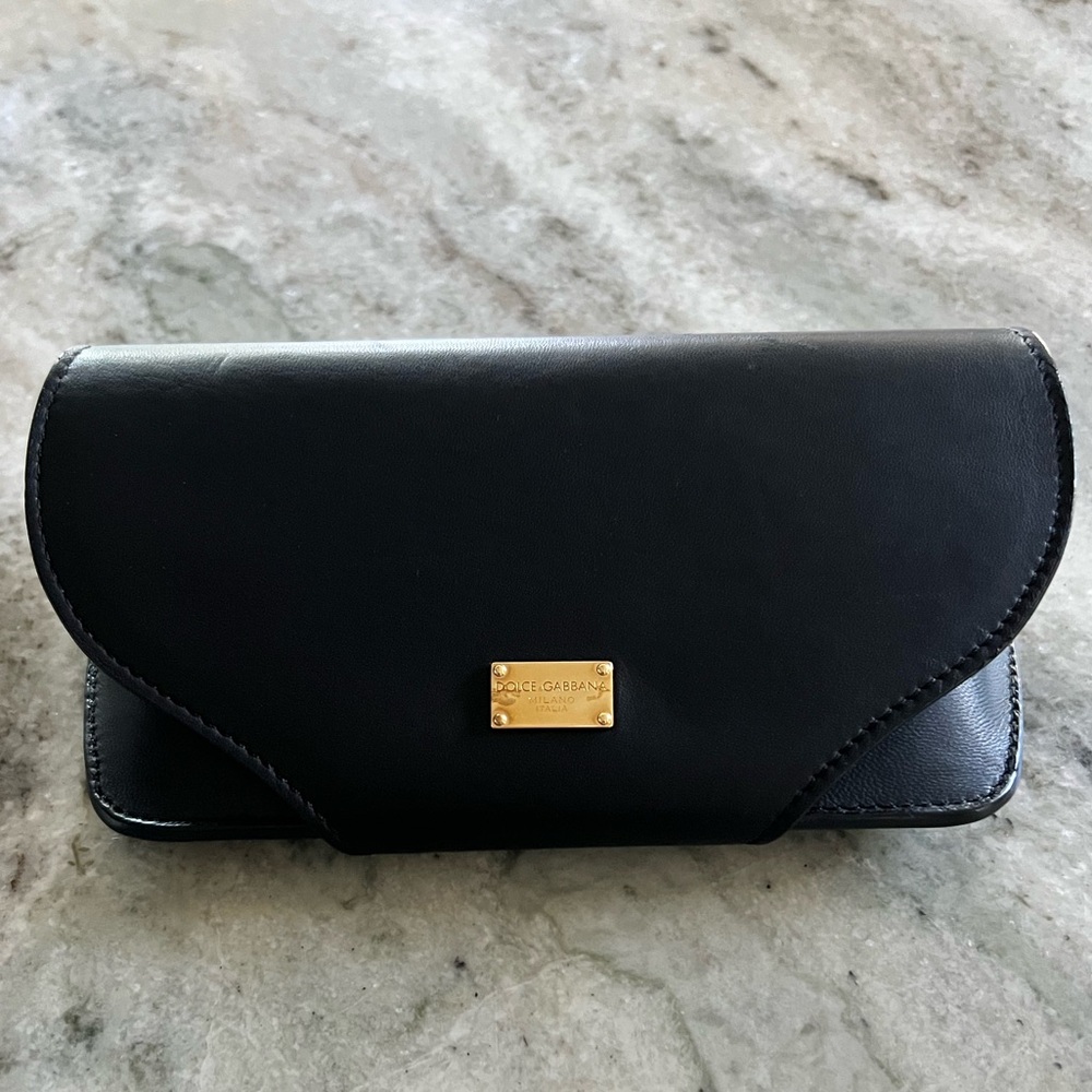 {Dolce & Gabbana} Sunglasses Case & Cloth